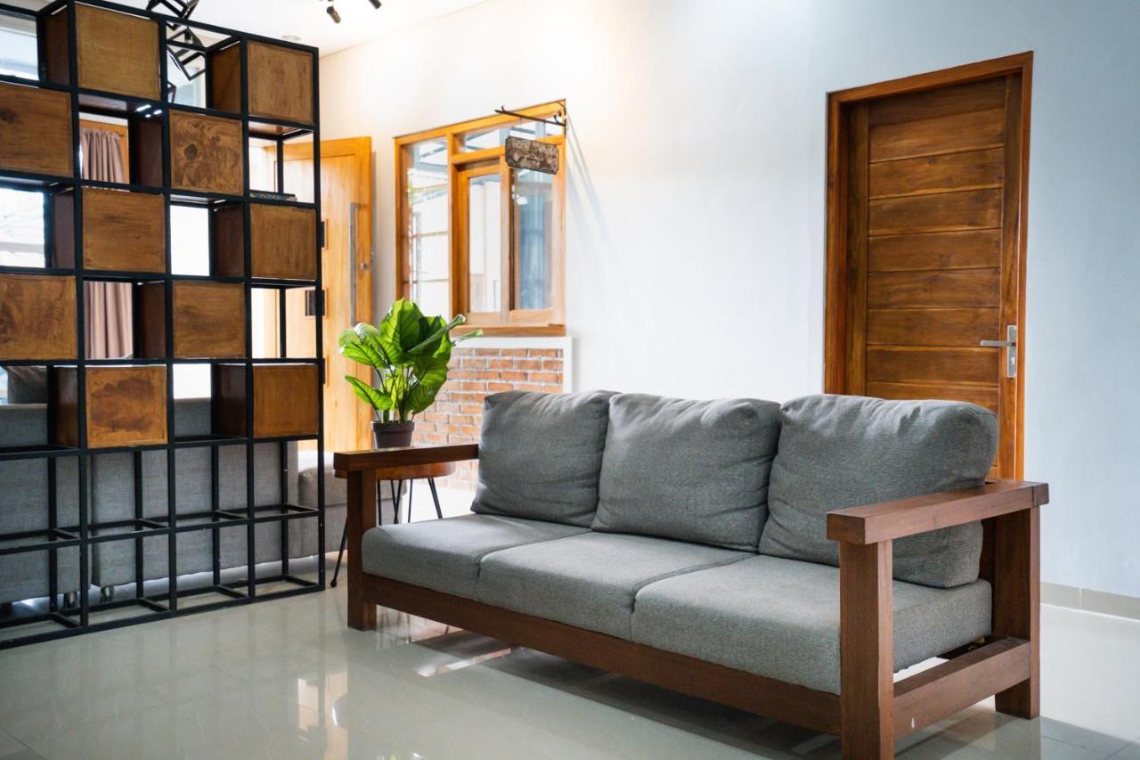 Casa De Odua Homestay Ngabean Екстер'єр фото